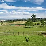 Rural Casona De 3* Gijón