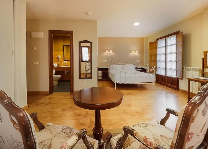 卡瑟纳赛冯特乡间酒店 酒店 希洪