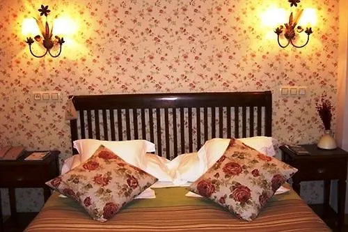 卡瑟纳赛冯特乡间酒店 3*